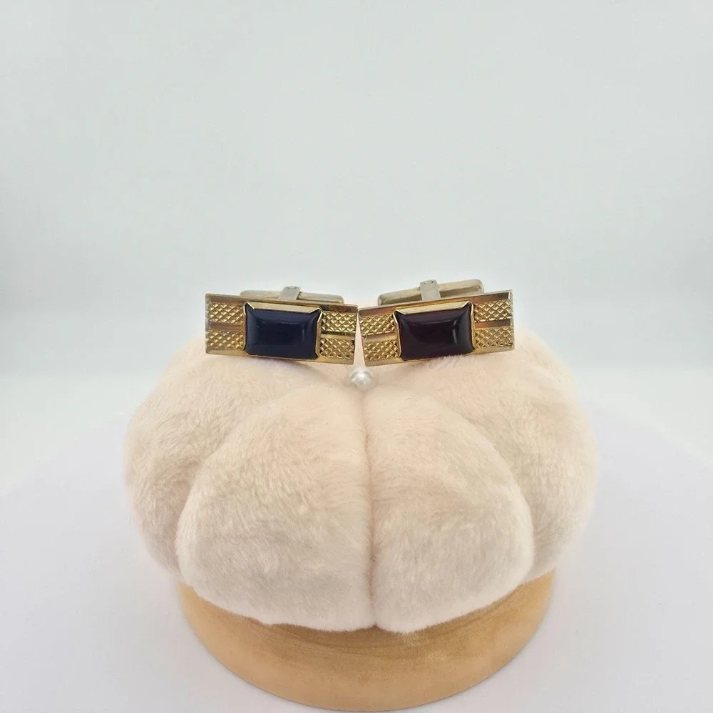 Vtg 75 Yr MANLEIGH Cufflinks 1 Red 1 Blue Mid-Century Classic Textured Gold Tone